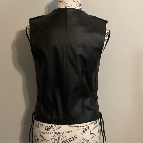 Harley-Davidson Black Leather Vest - Picture 5 of 12